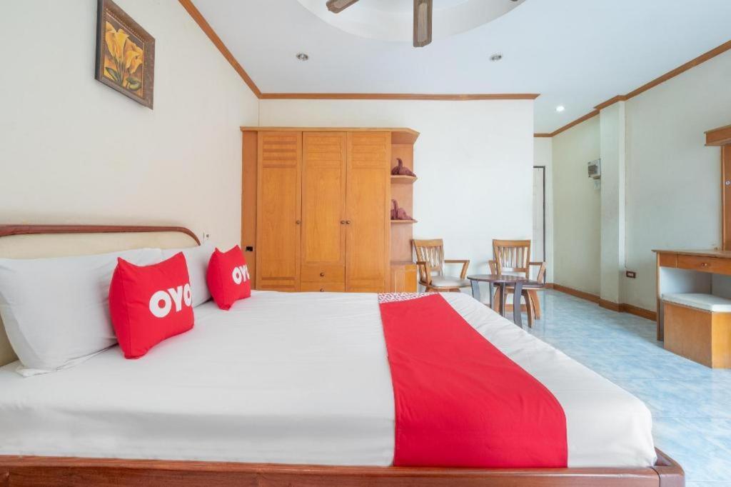 פאטאיה Oyo 1125 Chokdee Inn מראה חיצוני תמונה